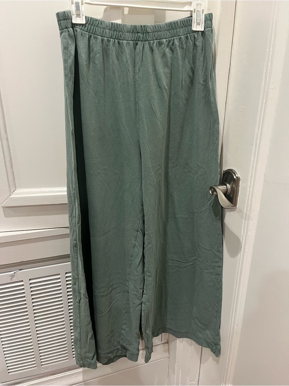 Z Supply “Scout” Jersey crop flare pants